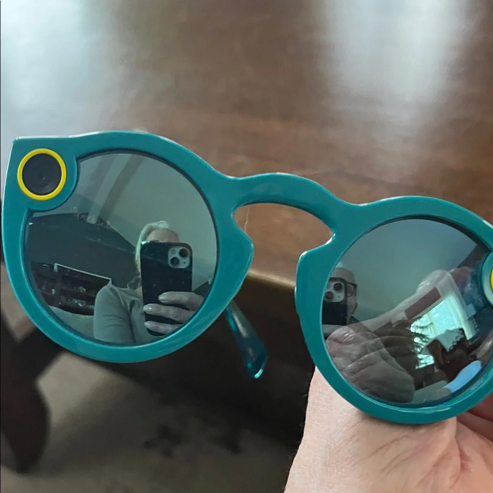 Spectacles for snap chat camera Teal Glasses. Missing cord